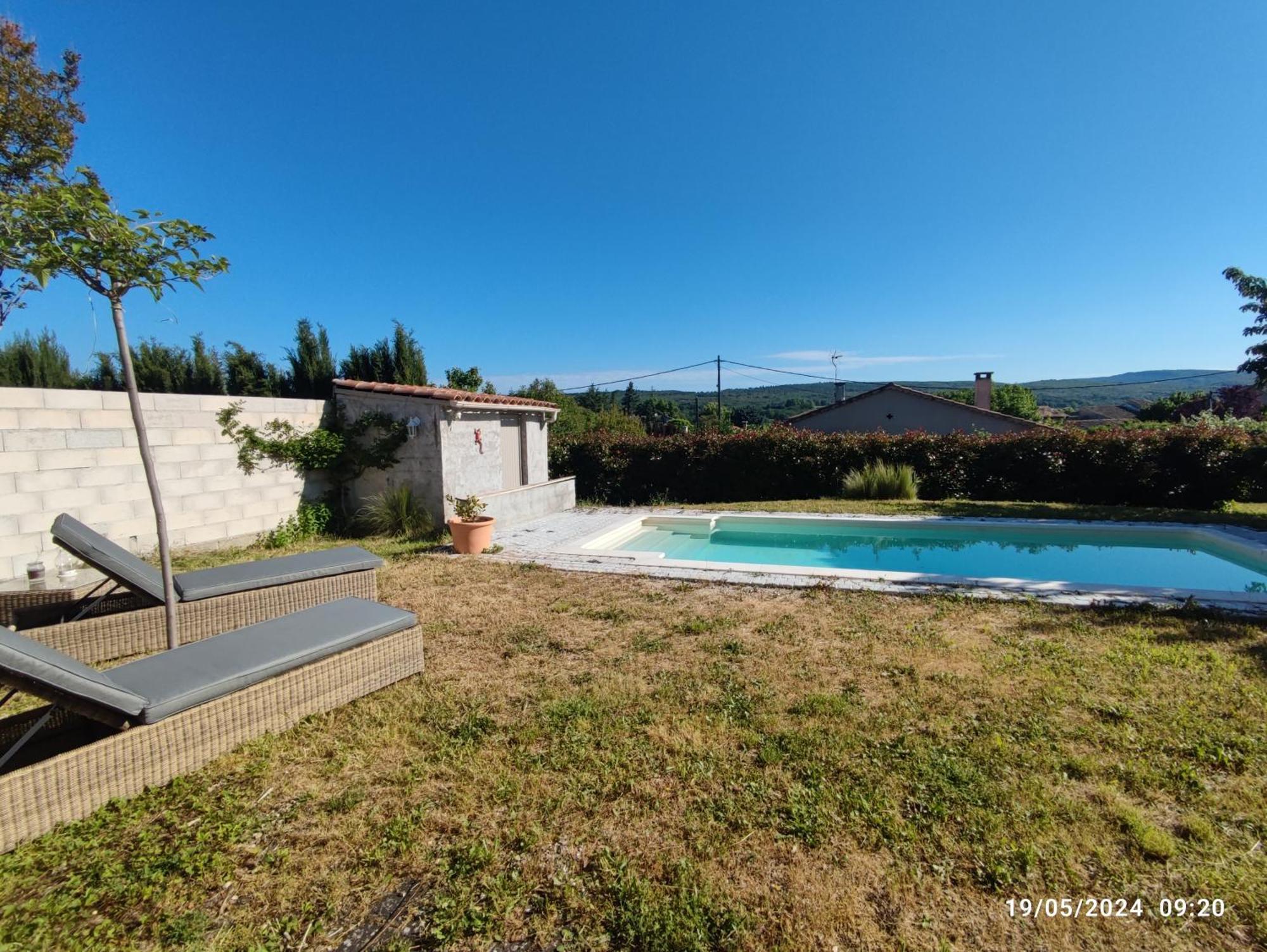 Céreste Chambre Au Coeur Du Luberon B&B 외부 사진